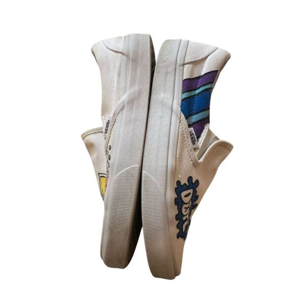 Vans Classic Youth Off White Custom Graffiti Art Slip-On Sneakers Size 1 - Picture 2 of 10